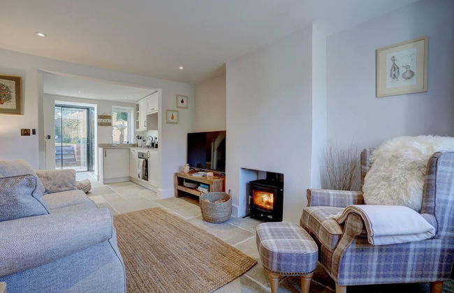 Luxury 1 bed Cottage With hot tub and log Burner - Foto 9