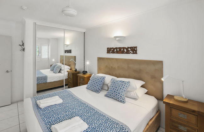 Agincourt Beachfront Apartments - Photo 3