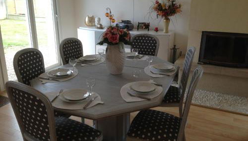 Denneville Coastal Escape with garden - Foto 3