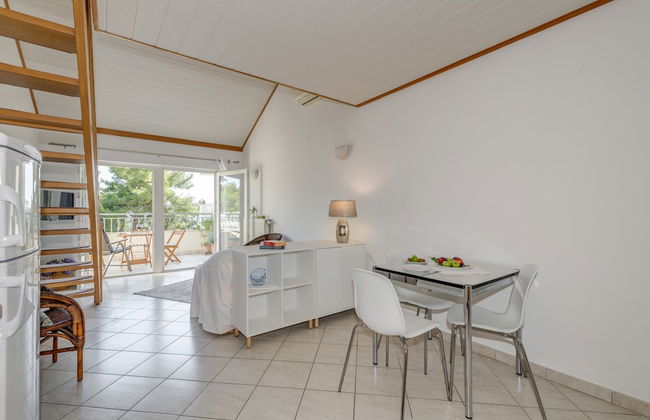 Beachfront Apartment With Balcony and Parking - Foto 15