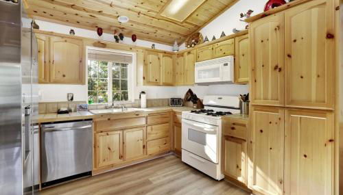 Lookout Lodge Family Chalet at Big Bear w/ Games - Foto 1