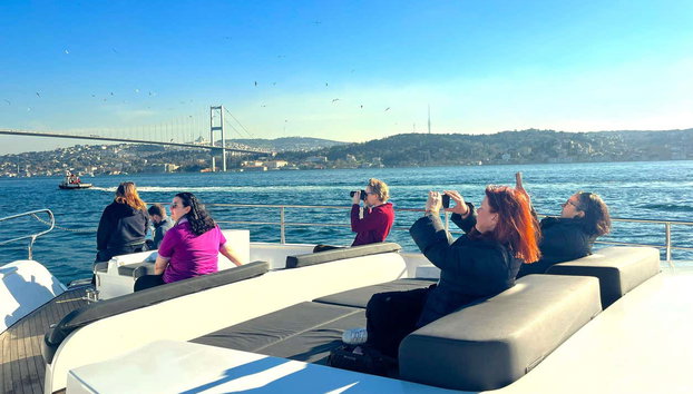 Crucero por el Bósforo en yate - Foto 4, Viendo los puentes del Bósforo