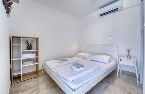 Pool House Edita - Happy Rentals - Foto 52