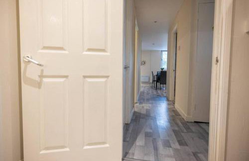 3 bedrooms Flat -wifi-freeparking-babycot-15min to Pepys park - Foto 28