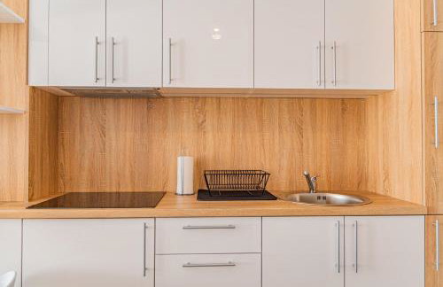 Jacuzzi - Flexible SelfCheckIns 20 - Zagreb - Luxury - Garage - Smart - Brand New - Apartments Repinc - Foto 17