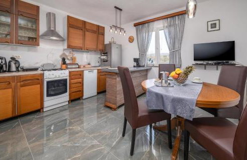 Amazing Home In Plomin With Wi-Fi - Foto 5