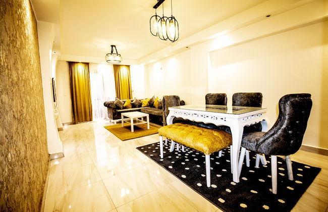 Yellow & Brown Moderne Style Near Food-court - Foto 12