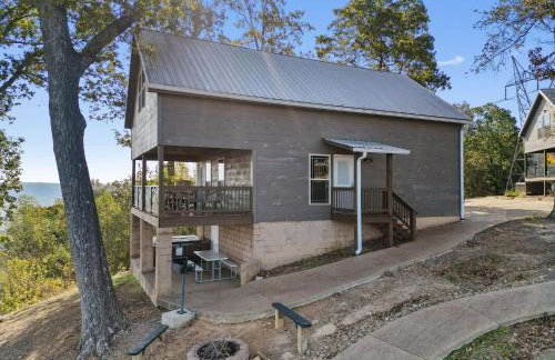 Pop & Granny's cabin with a fire pit hot tub & indoor pool - Foto 6