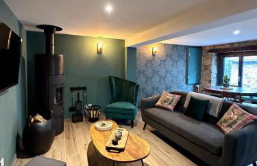 Chalet Le René-Sens - 5 pers - Grande terrasse - bain nordique SPA - Piscine - Foto 4