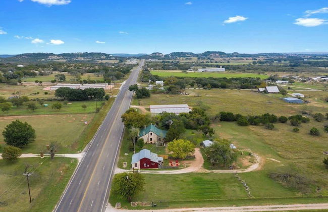 Gorgeous Barn Cabin 10min From Main St! - Foto 38