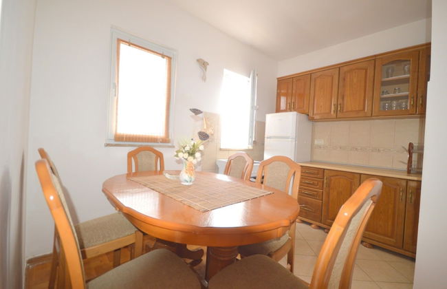 Seafront Apartment Bijela - Foto 3