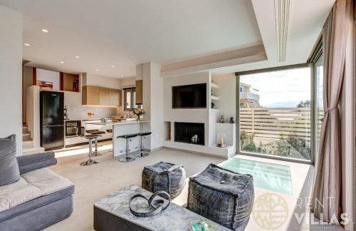 A1 - Luxury house with pool by goutos properties - Foto 7