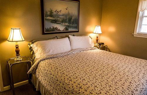 Fully Furnished Camping Cabin near Cherokee National Forest - Foto 2