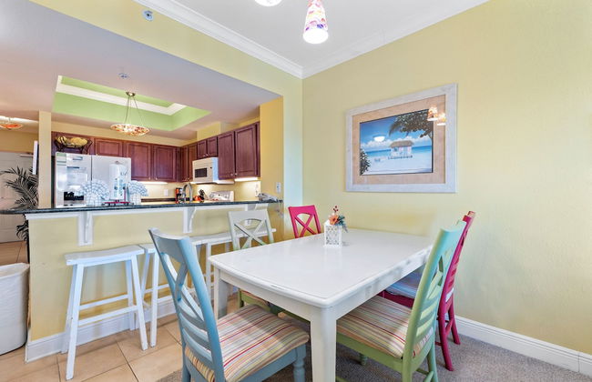 Crystal Tower Comfort Condos by Hosteeva - Photo 35