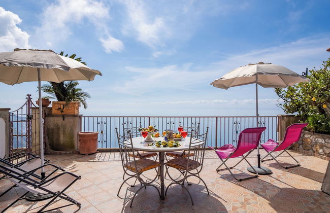 Villa Lavinia - Photo 1