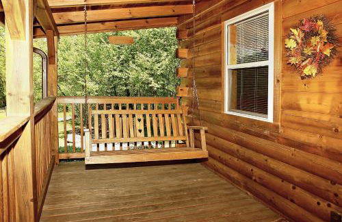 A Bit of Heaven - 2 Bedrooms, 2 Baths, Sleeps 8 Cabin by RedAwning - Photo 10