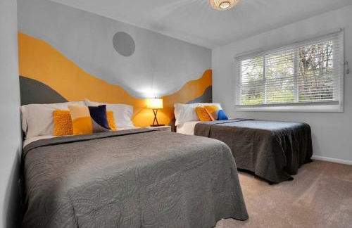 Cozy Retreat near Paris Mtn State Park Sleeps 12 - Foto 42