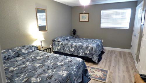 Cocoa Beach - Oceanfront - Steps to the Pier and Ocean - Foto 3