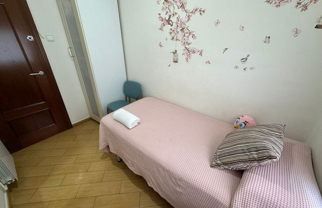 Rooms Valencia - Photo 3