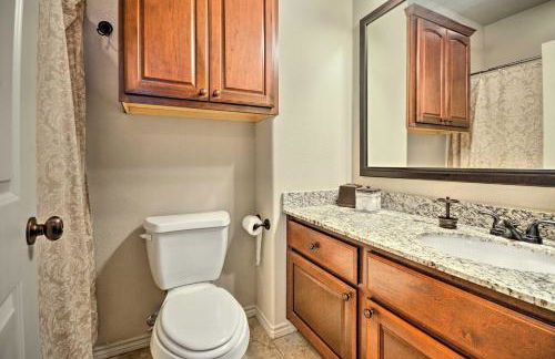 College Station Townhouse with Private Patio - Foto 20