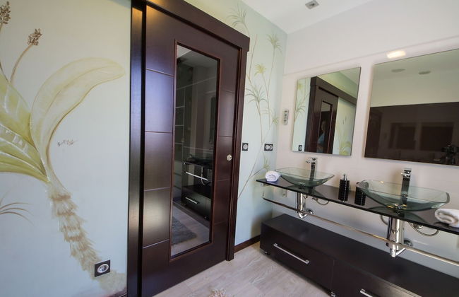 Posh Villa With Pool, Garden & Ocean Views in Sansenxo - Foto 11