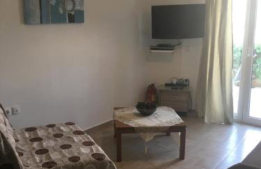 Regina Apartments - Photo 12