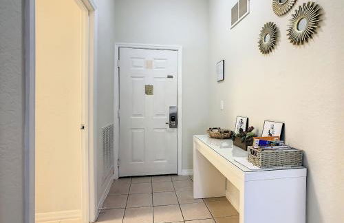 3BR Resort Condo near Disney - Resort Pool and Hot Tub - Foto 119