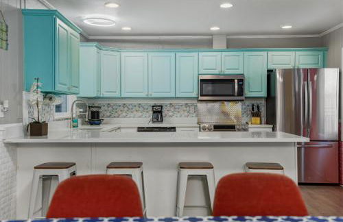 Trendy & Relaxing - Close to Beach - Pool - Hot Tub - Foto 16