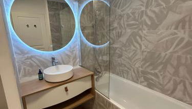 Cosy Rez de jardin - Clim & Parking - Foto 5, Shower