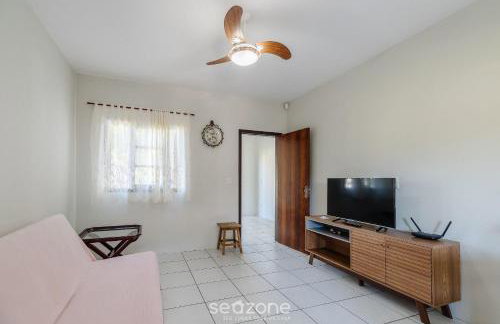 3BR Home w/ BBQ 140m from the beach RAE0126 - Photo 6
