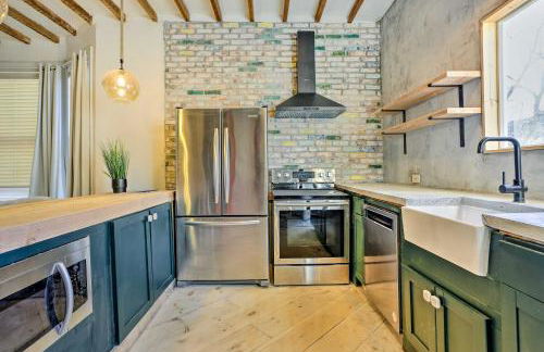 Stylish Newark Home with Deck Less Than 14 Mi to NYC! - Foto 2