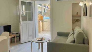 Le BASHKIR - SPACIEUX AVEC TERRASSE - WIFI - prés mer et aéroport - Tram et supermarchés - Foto 3