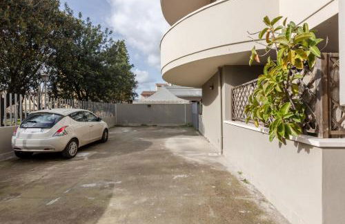 GuestHost - Comfortable Terrace Apartment - Sestu - Foto 25