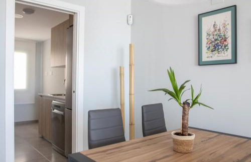 Precioso apartamento frente a la playa con piscina - Foto 25