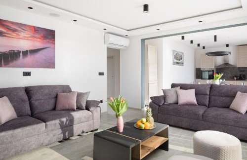 Luxury Apartment Lorena - Private Heated Pool - - Photo 42