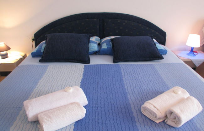 Apartments Srkoc - Photo 6