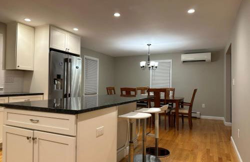 Boston Single Family House - Super Quiet and Private - Foto 2