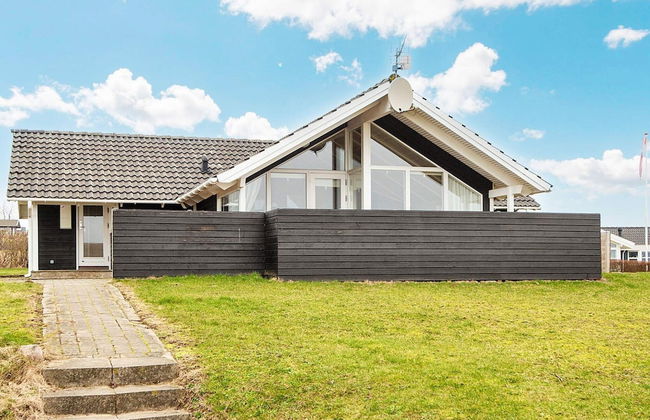 8 Person Holiday Home in Ronde - Photo 1