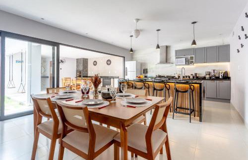 Casa em Paraty com 4 Suítes, Piscina e Churrasqueira Próximo Praias - Foto 10