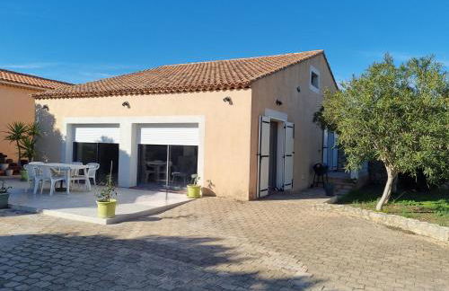 Maison à St Mitre - Foto 1