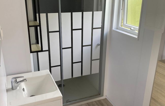 Modern 6-person Chalet in the Frisian Countryside, 3 Bedrooms and Wifi - Foto 81