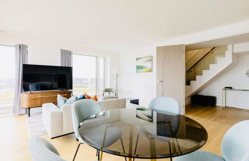Executive Waterfront Split Penthouse - Foto 4