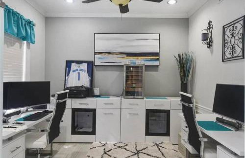 LUXURY 6000 sqft Mansion in Downtown Orlando Sleeps 12 - Foto 52