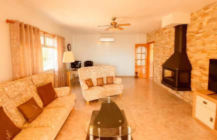 Villa Clara beautiful villa, heated pool, 10 min beach by Rentasunnyplace - Foto 7