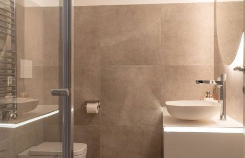 Suite at the Tower - 20 minutes from Milan and Como, 10 minutes from Monza - Foto 5