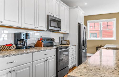 Golf in Luxury - 4BDR Home on Agaming Golf Course - by Torch Lake - Foto 9