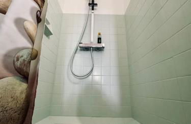 Bel Appartement Gare Centre Face aux Remparts 8 personnes Parking WIFI - Photo 42