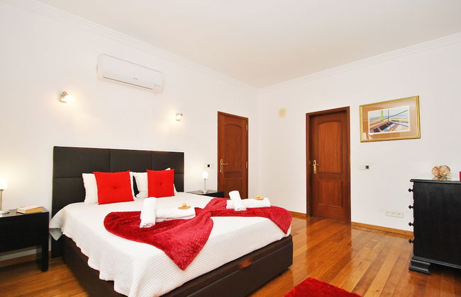 Villa Nespereira - Photo 8