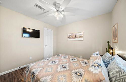 Sandy Private Beach Oasis Close to Kemah Boardwalk & NASA 5 STAR SUPER HOST - Foto 9
