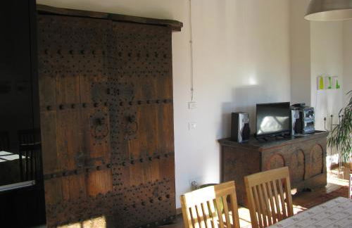 Mansion in Langhe With Pool and Winery Charm - Foto 18